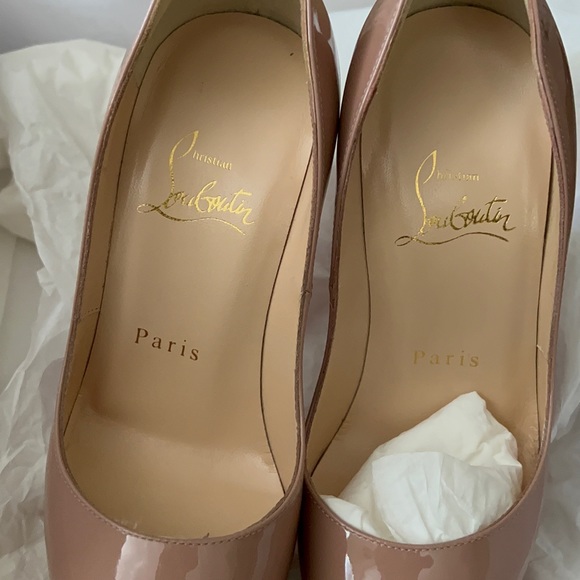 Red Bottom Heels - Picture 6 of 8